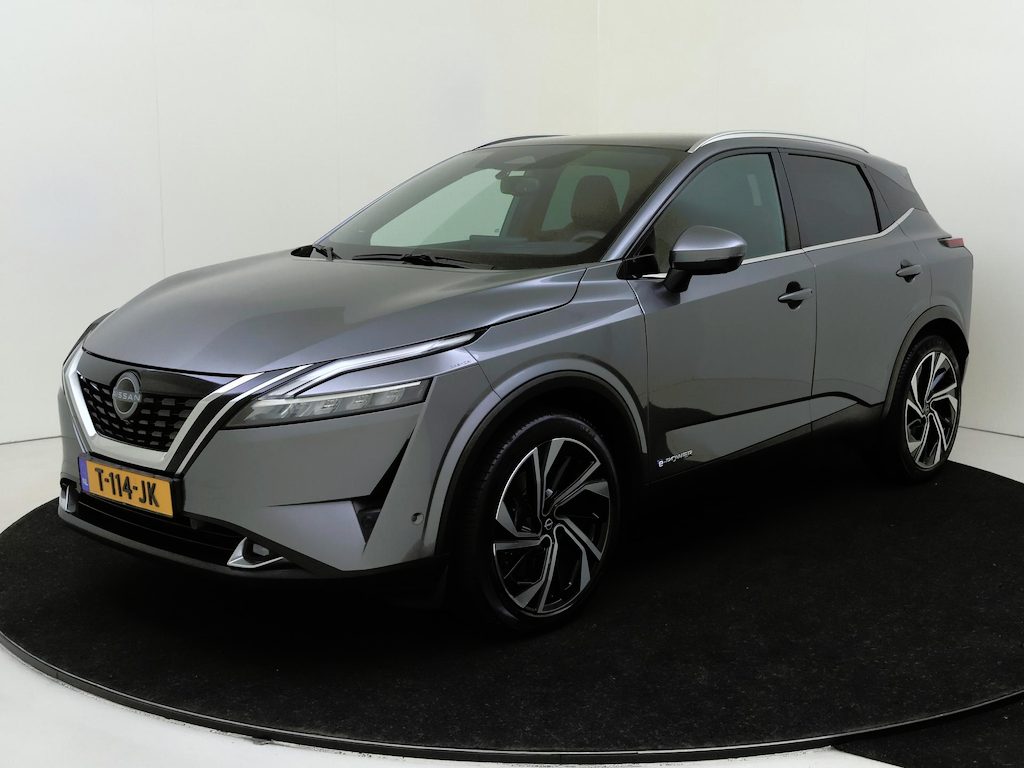 Nissan Qashqai 1.5 e-Power Tekna Plus | BOSE Audio | Head-Up Display | Stoelmassage | Panoramadak | Stoel,- Stuur en Voorruitverwarming | 20'' Inch Velgen | Apple CarPlay & Android Auto