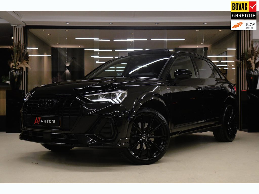 Audi Q3 45 TFSI e S Edition 3X S-Line /PANO/KEYLES/STOELV/BOMVOL