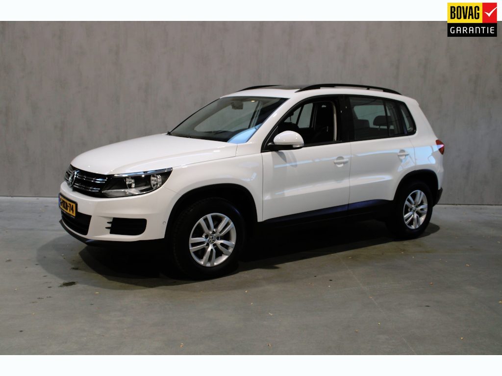 Volkswagen Tiguan 1.4 TSI Sport&Style Leer/Panoramadak/2e eigenaar/ Prijs is rijklaar incl bovag