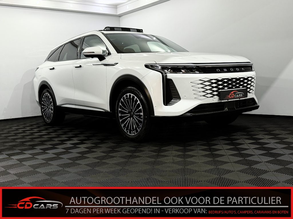 Omoda 9 1.5T-GDi SHS-P Premium 5p Panoramadak, 360 Camera, Sony geluidsysteem, Head-up display, Winterpakket, Navi, Leder, Memory stoelen, Cruise control adaptief, 8 jaar garantie