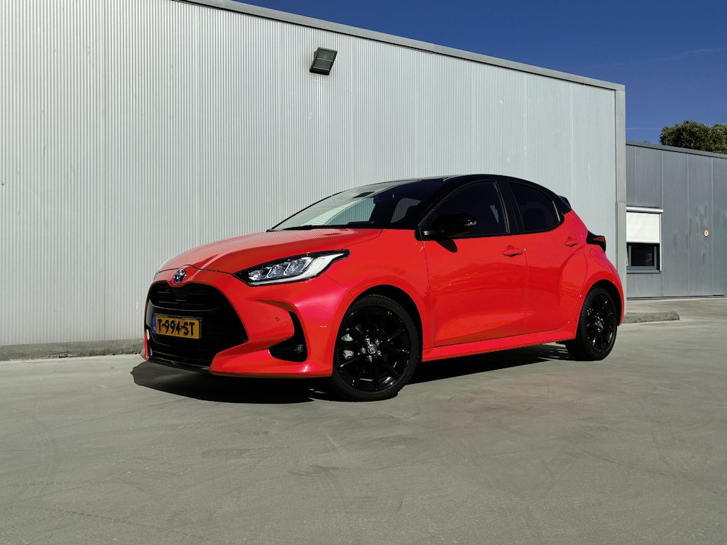 Toyota Yaris 1.5 Hybrid Executive Automaat | Achteruitrijcamera | Cruise control adaptief | Apple Carplay/Android Auto |