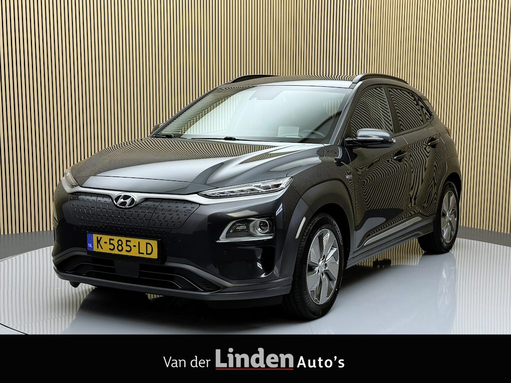 Hyundai Kona Electric EV Limited 64 kWh 3- Fase SOH 96,5% | Warmtepomp | Trekhaak | Camera | Navigatie | Head-Up Display | Leer | Led