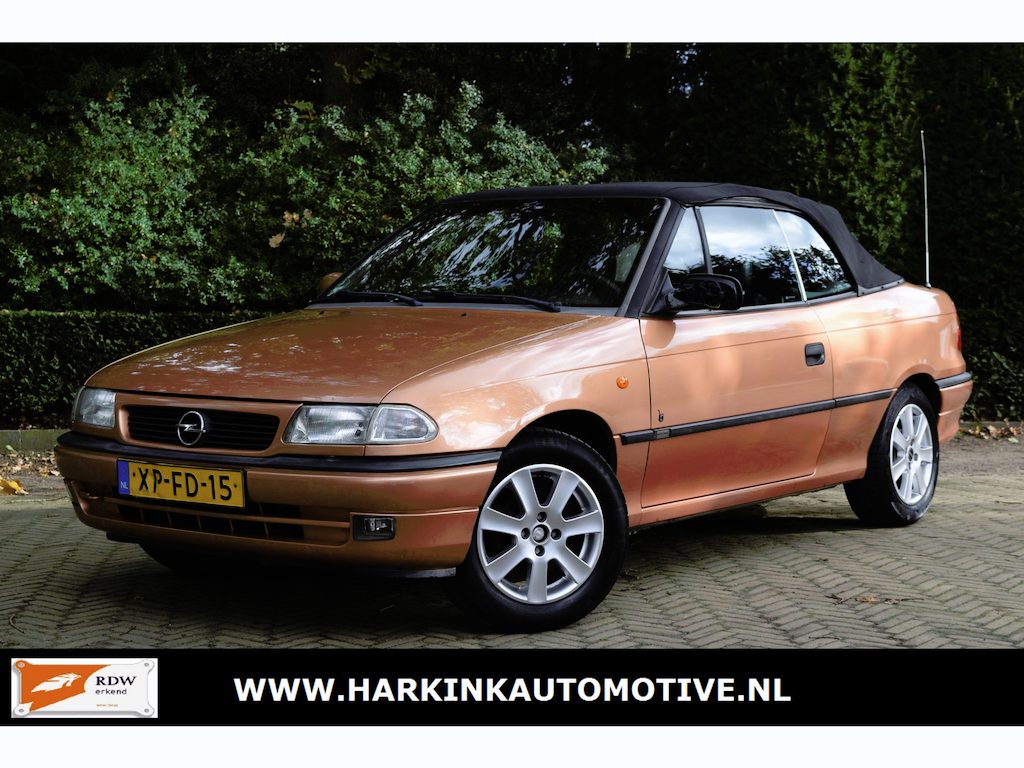 Opel Astra Cabriolet 1.6i Comfort | APK tot 10.2027
