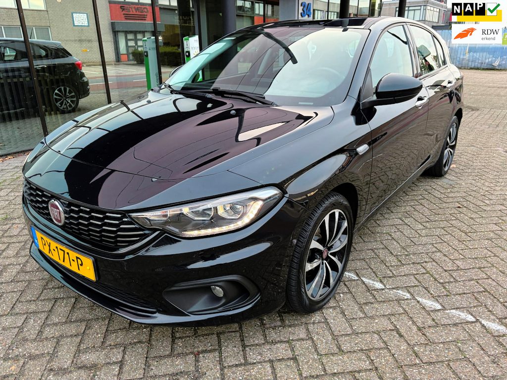 Fiat Tipo 1.4 T-Jet 16v Business / Navi / LED / PDC