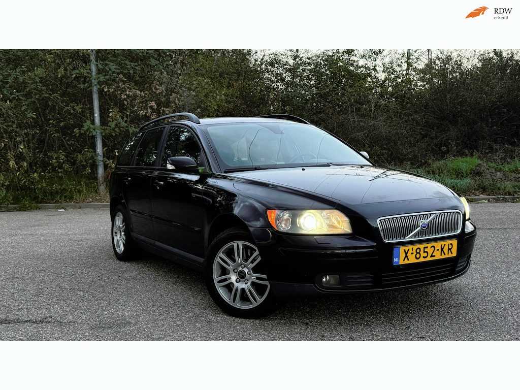 Volvo V50 T5 AWD 220 PK Automaat Leder stoelverwarming Memory € 2.999