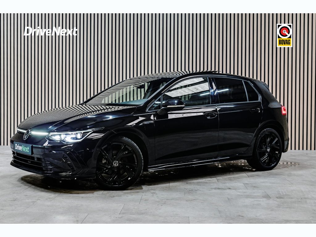 Volkswagen Golf 1.5 eTSI R-Line Pano | Harman Kardon | Adaptive Cruise Controle | IQlights | Sfeer | Stoel/ Stuur verwarming