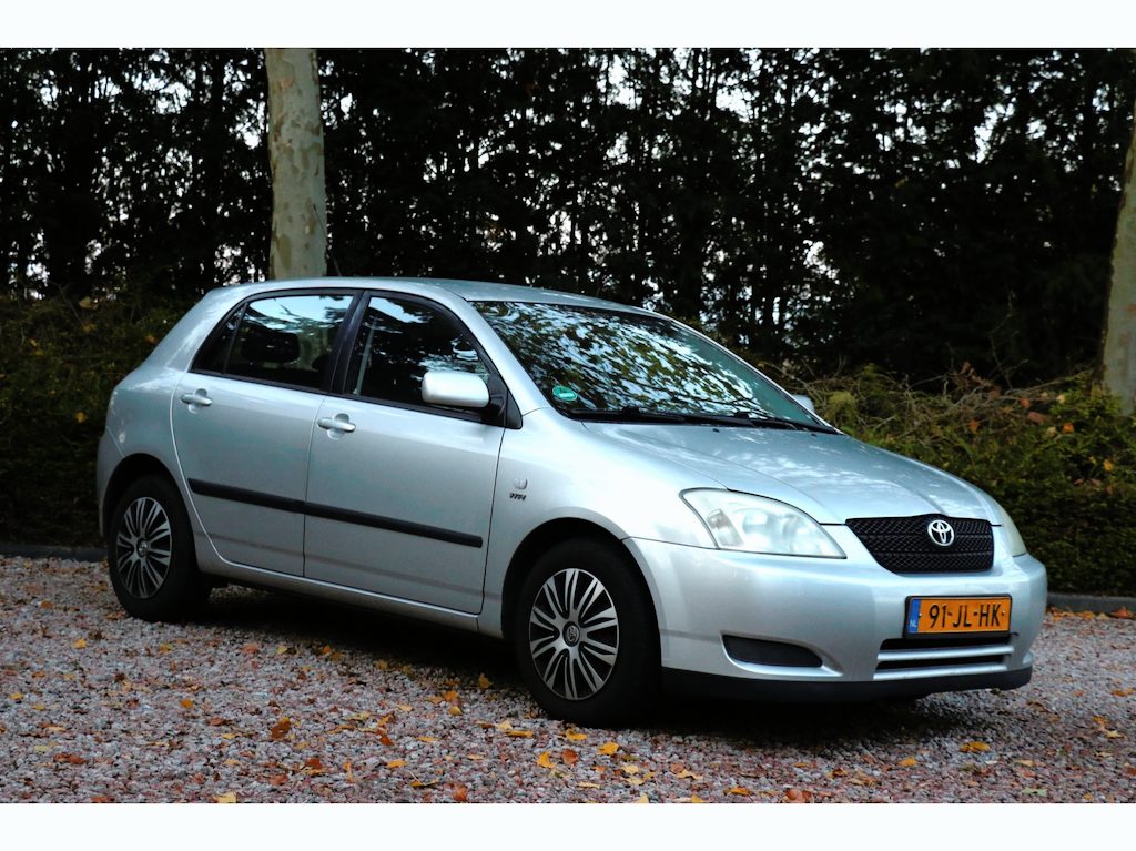 Toyota Corolla 1.4 VVT-i Linea Terra 5-Deurs Airco Trekhaak APK tot 6-2027 door inruil verkregen Inruil is niet mogelijk