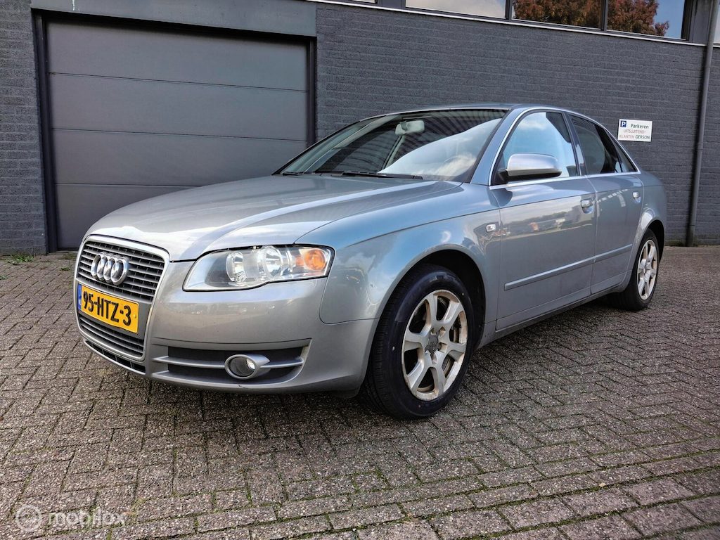 Audi A4 Limousine 2.0 Apk 10-'27