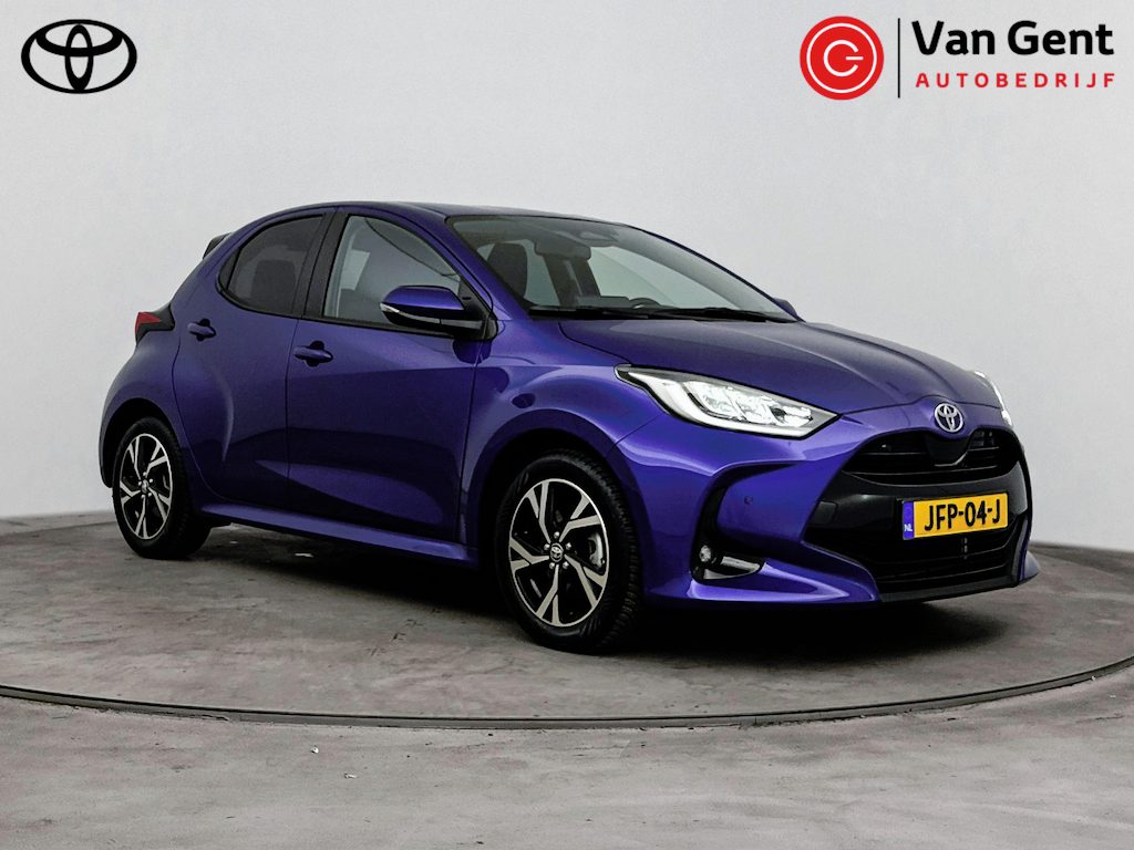 Toyota Yaris 1.5 Hybrid 115 Dynamic | Dodehoek detectie | Parkeersensoren voor/achter | Stoel-/stuurverwarming | Apple Carplay / Android Auto | Keyless | Adaptive Cruise | Clima | Camera | 16 inch