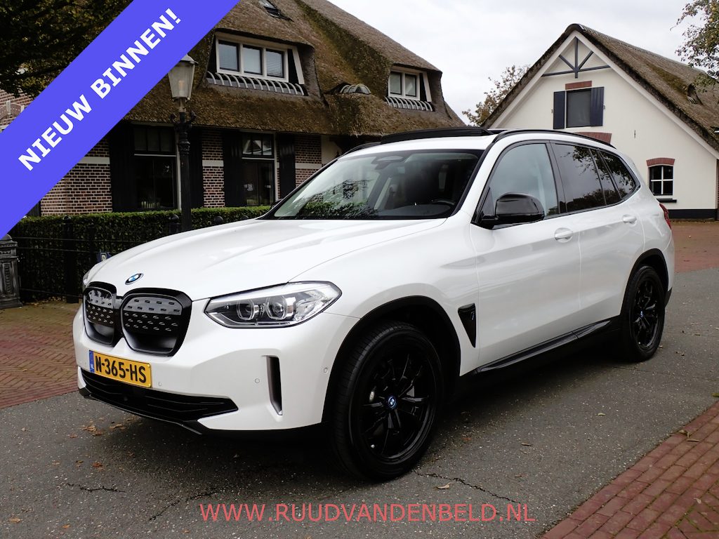 BMW iX3 80 kWh / 93% SOH / ACC / PANODAK / CAMERA / CARPLAY