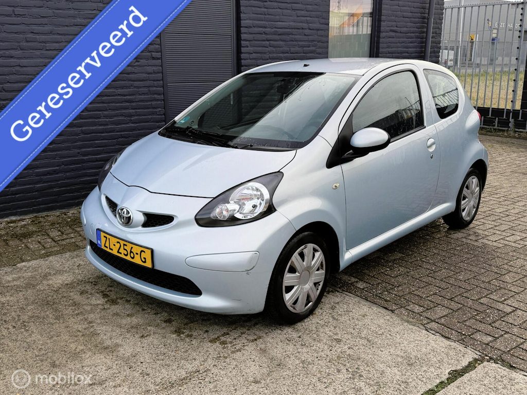 Toyota Aygo 1.0-12V +