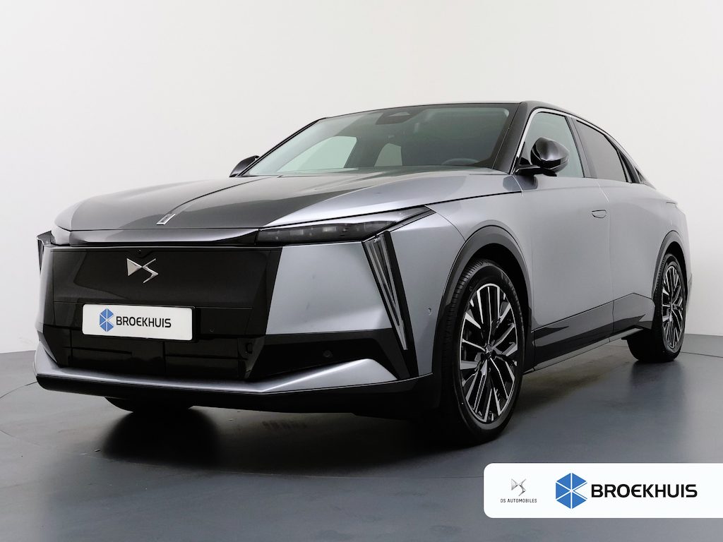DS 8 N°8 Pallas Black Edition, No8 (2025) | Proximity Keyless Entry