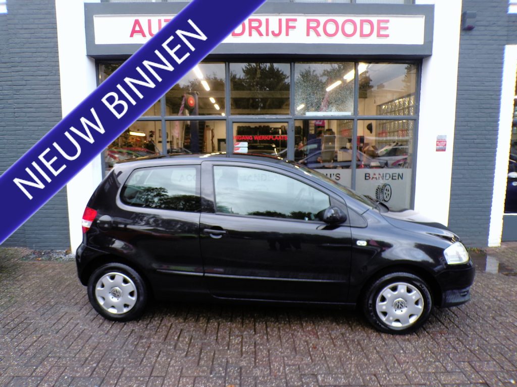 Volkswagen Fox 1.2 Trendline APk,NAP,ZEER NETJES !!!