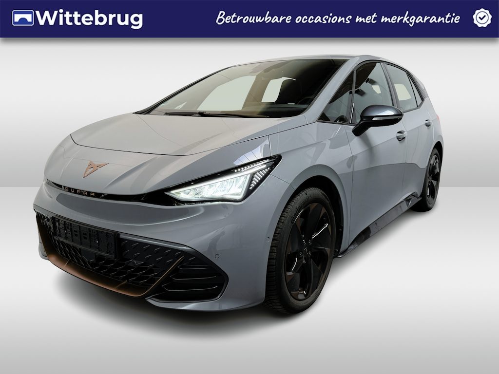 CUPRA Born Business e-Boost 62 kWh / 97% SOH/ 232 PK/ 360 CAMERA/ PARK. SENSOREN/ DODE HOEK/ KEYLESS/ PARK. ASSIST/ TRAVEL ASSIST/ FULL LINK/ STUURVERWARM./ LED/ ADAPT. CRUISE/ NAVI/ CLIMA/ DAB/ 19" LMV