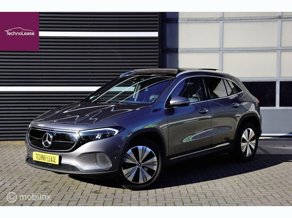 Mercedes-Benz EQA 250 Business Solution Luxury 67 kWh SOH 98% Pano Keyless