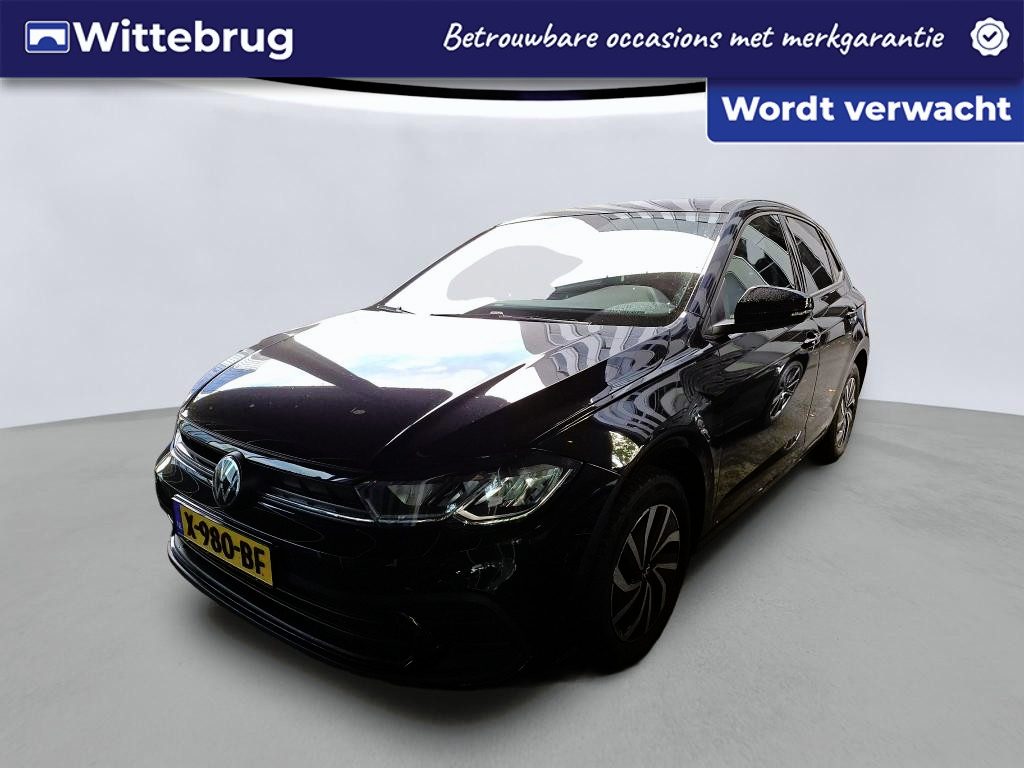Volkswagen Polo 1.0 TSI 95pk Life / Navigatie by APP / LED / LM 15 inch / Parkeersensoren / Digital cockpit