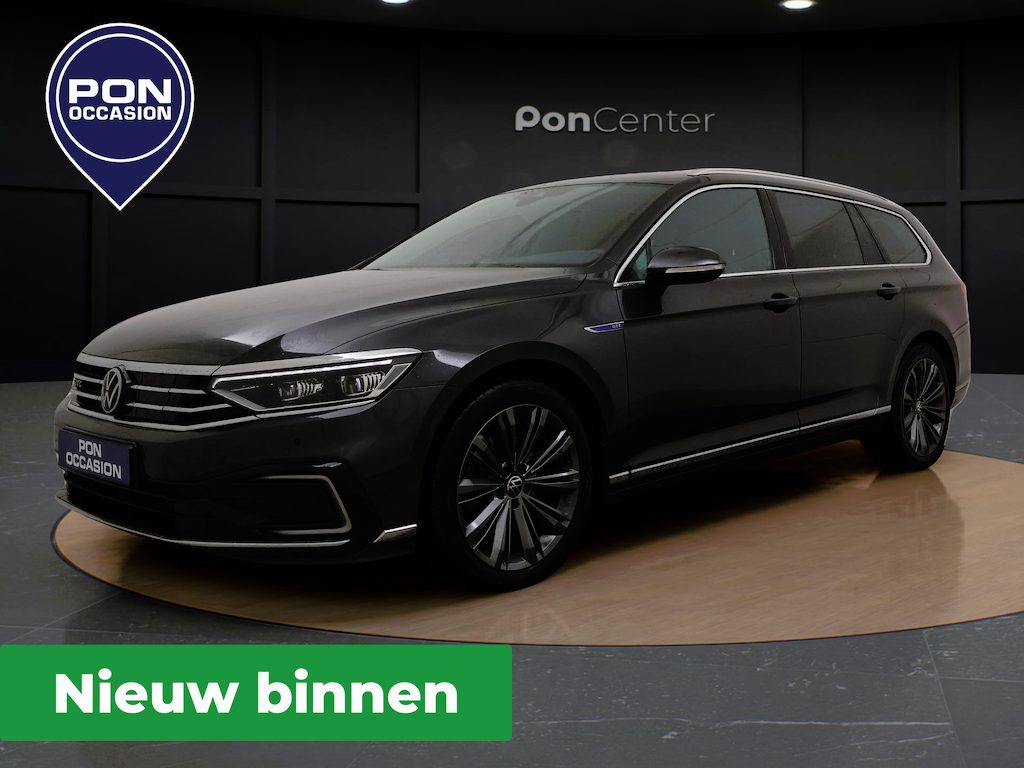 Volkswagen Passat Variant 1.4 TSI PHEV GTE | Trekhaak | ACC | Parkeerhulp | Stoelverwarming V+A | Matrix LED | 18'' |