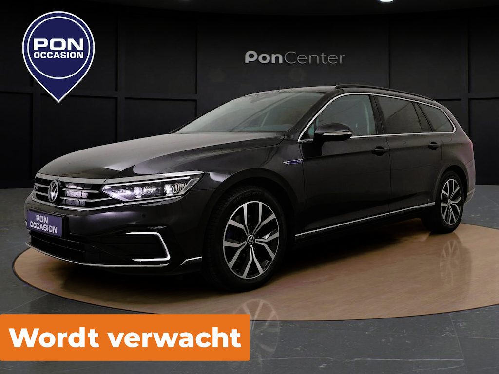 Volkswagen Passat Variant 1.4 TSI PHEV GTE | Camera | ACC | Elek. Achterklep | Elek. Stoelen | Stuur-/Stoelverwarming | Matrix LED | 18'' |