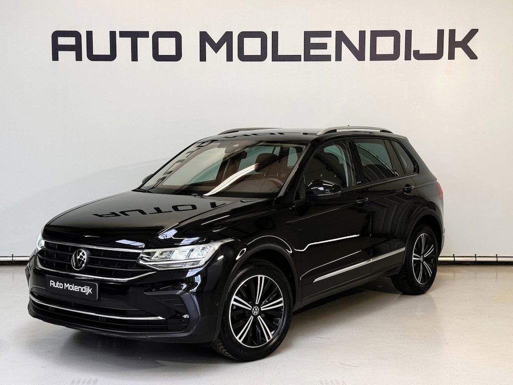Volkswagen Tiguan 1.5 TSI Navi / Led / Camera / Trekhaak / Stoelverw. / 18 inch