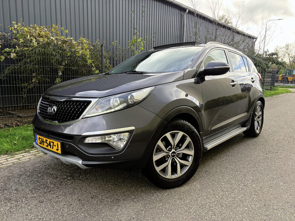 Kia Sportage 1.6 GDI DynamicLine / NAVI / PANORAMADAK / CRUISE / LEER / STOELVERWARMING