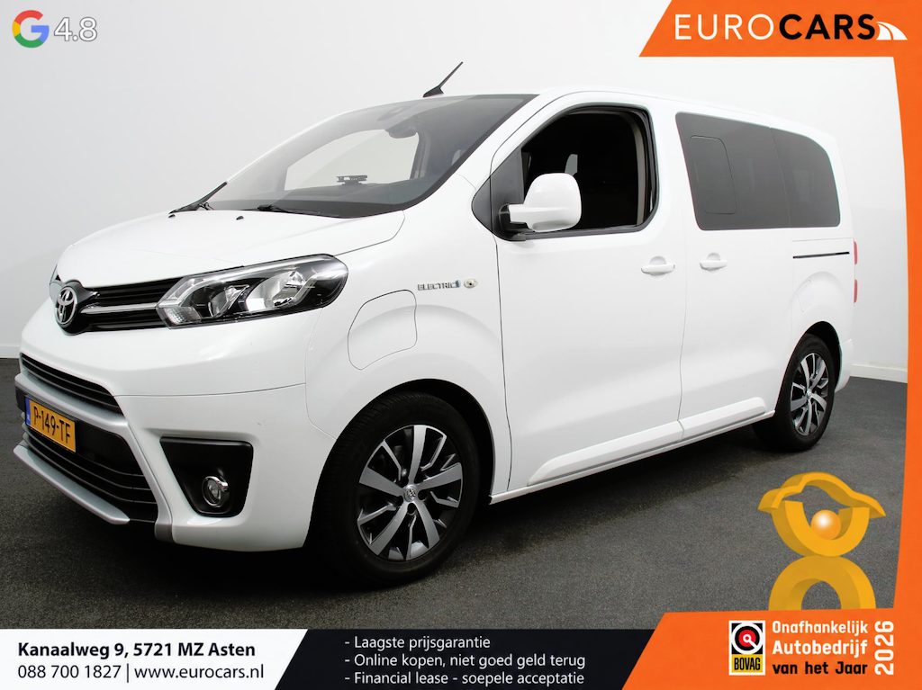 Toyota ProAce Electric Luxury L2 8persoons PERSONENBUS 8p SOH 89% Navigatie Parkeersensoren Cruise Control Stoelverwarming Climate Control LM Velgen