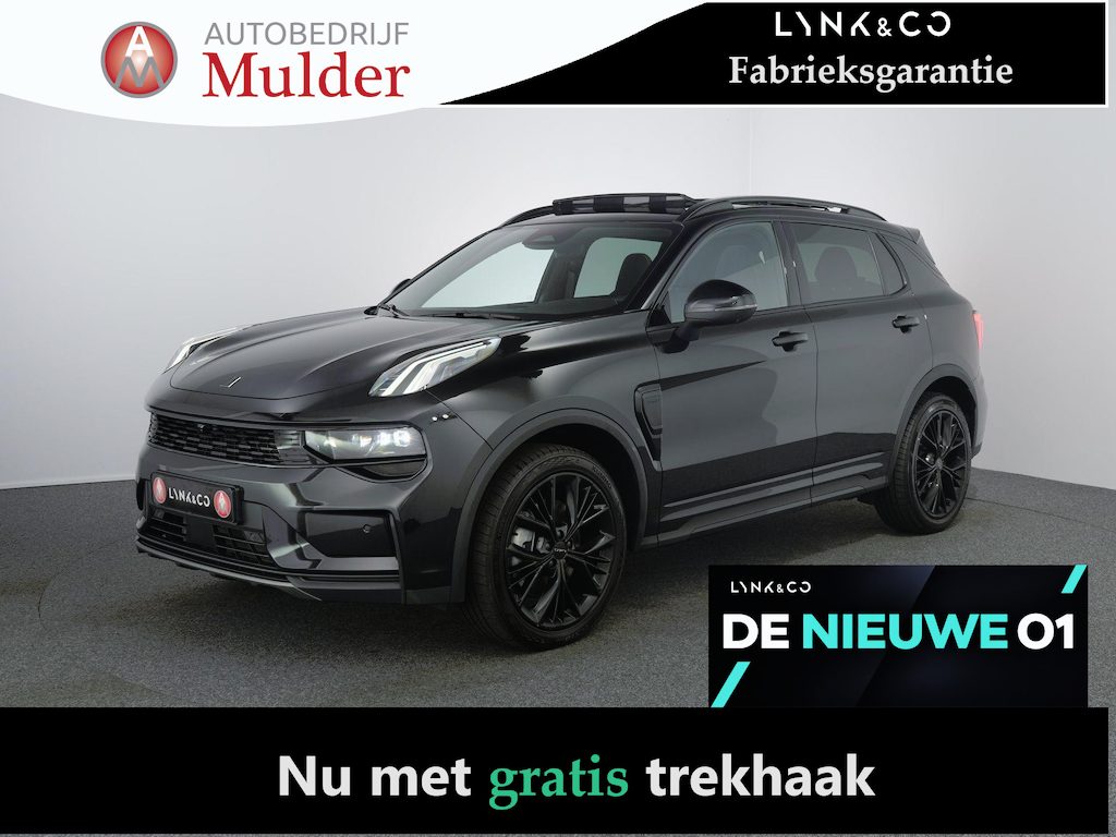 Lynk & Co 01 1.5 More | Trekhaak | Leer | Pano | 360 camera | 20 "LM