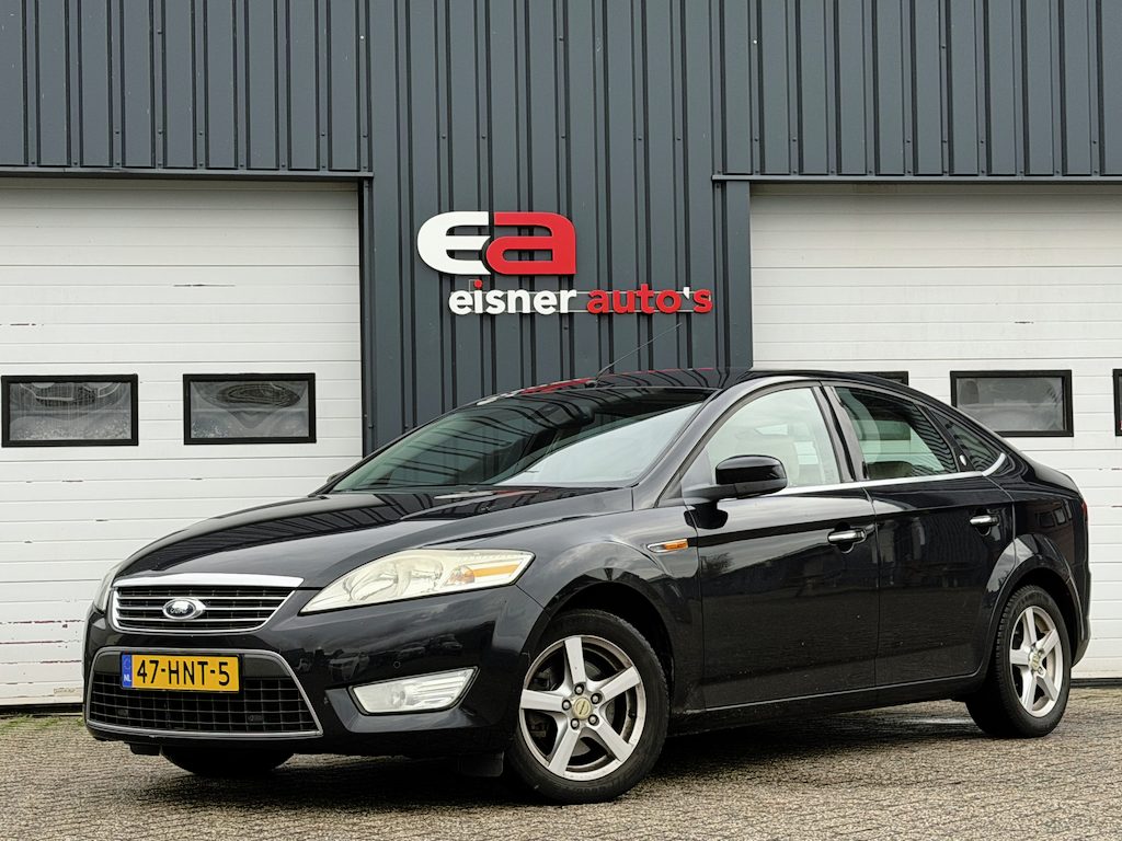 Ford Mondeo 2.0-16V Ghia | LEDER | TREKHAAK |