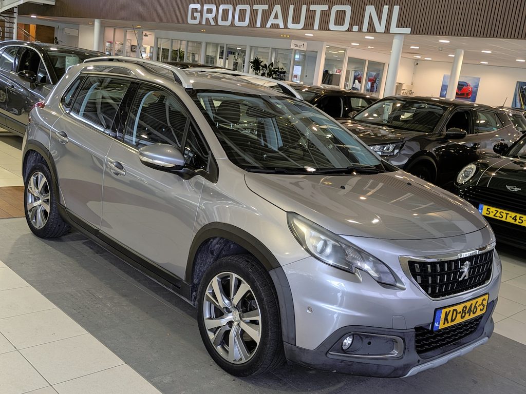 Peugeot 2008 1.2 PureTech Allure Airco, Cruise Control, Trekhaak, Stuurbekrachtiging
