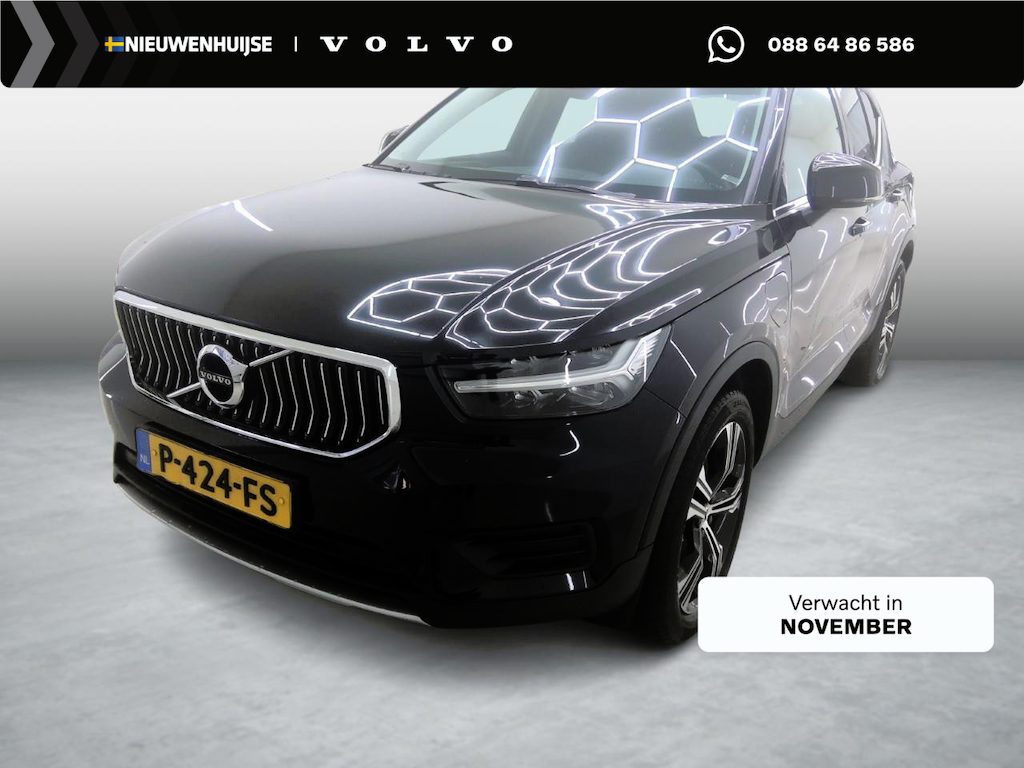 Volvo XC40 1.5 T4 Recharge Inscription | Trekhaak | Achteruitrijcamera | Parkeersensoren | Lederen Bekleding | Keyless Entry | Elektrische Achterklep | Stoelverwarming | Cruise Control Adaptief | Navigatie | Apple Carplay | Android Auto