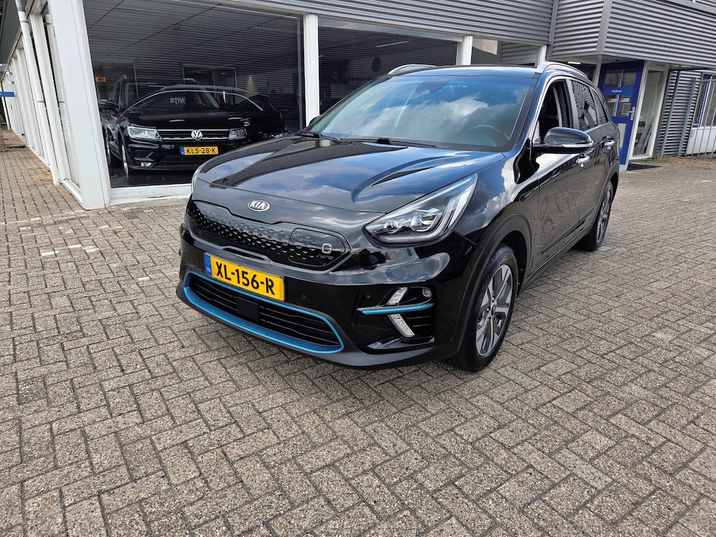 Kia Niro EV e-Niro ExecutiveLine 64 kWh, stuur-/stoelverwarming, camera, leder, rijklaar