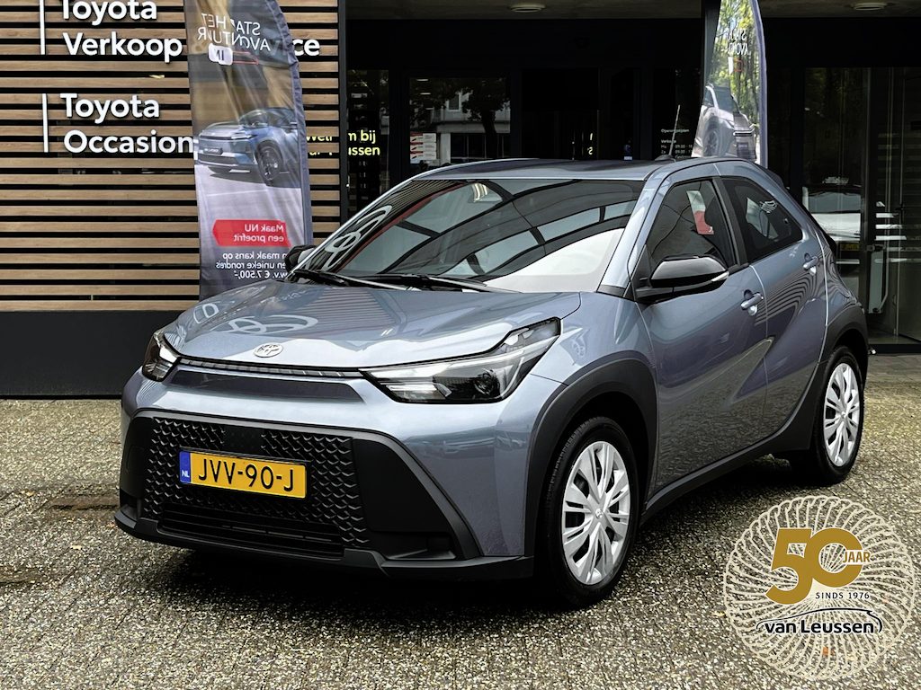 Toyota Aygo X Hybrid 115 play APPLE/ANDROID CLIMA EL-SPIEGELS CAMERA AD-CRUISE