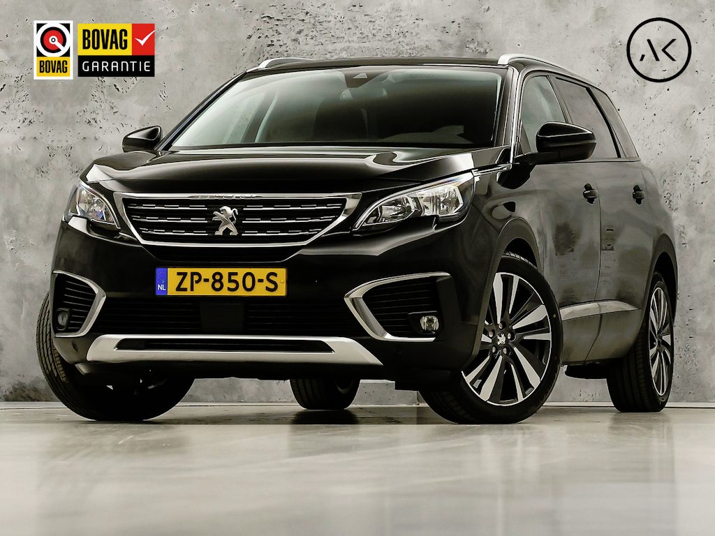 Peugeot 5008 1.2 PureTech Allure 7 Persoons Automaat (PANORAMADAK, APPLE CARPLAY, GROOT NAVI, 360 CAMERA, KEYLESS, SPORTSTOELEN, GETINT GLAS, LANE ASSIST, NIEUWSTAAT)