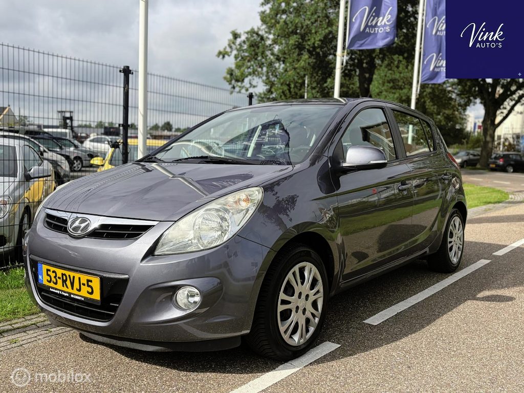 Hyundai i20 1.2i Business Edition | Airco | Trekhaak | APK 7-2027