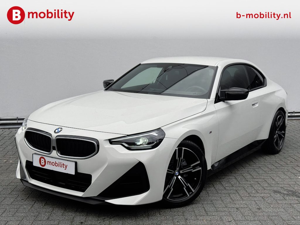 BMW 2-Serie Coupé 220i High Executive M-Sport LCI Widescreen NL Auto! | Achteruitrijcamera | DAB | Cruise Control | Apple CarPlay