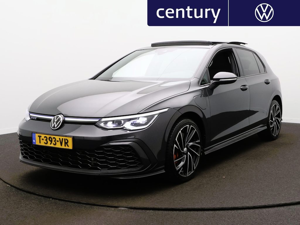 Volkswagen Golf 1.4 eHybrid GTE | Panodak | PDC | ACC | Stoelverwarming |