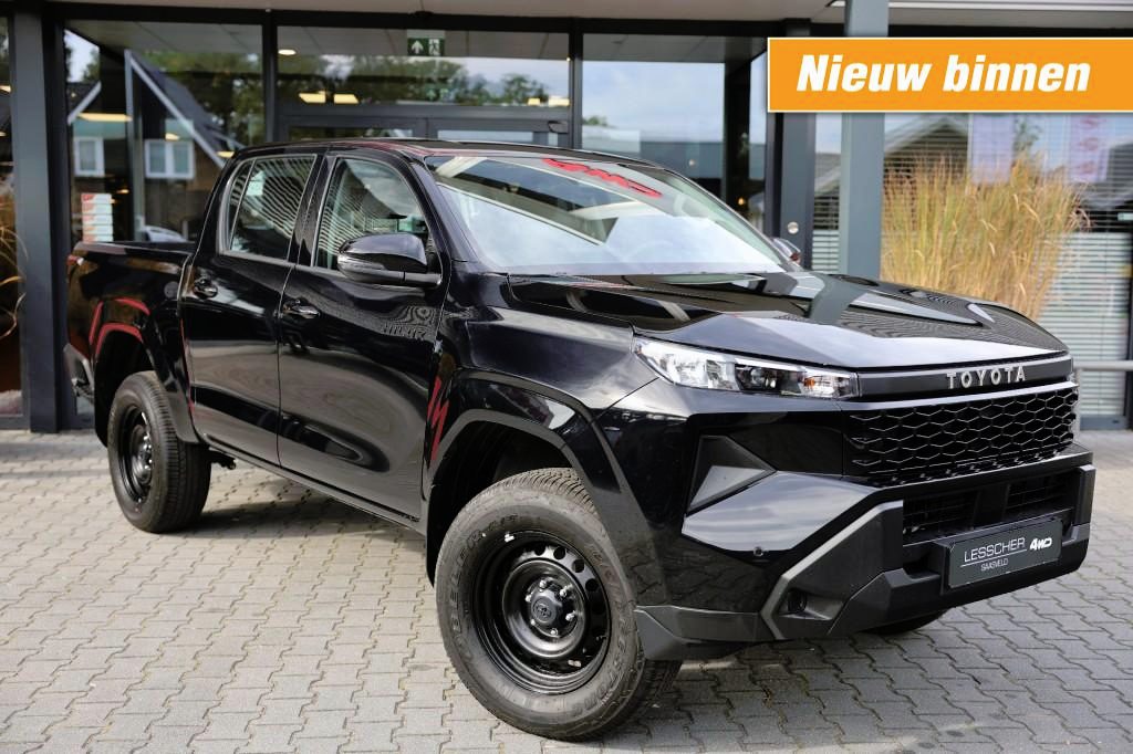 Toyota Hilux 2.8 D-4D MHEV DUBBEL CABINE ACTIVE A/T 4WD 5 ZITS VAN