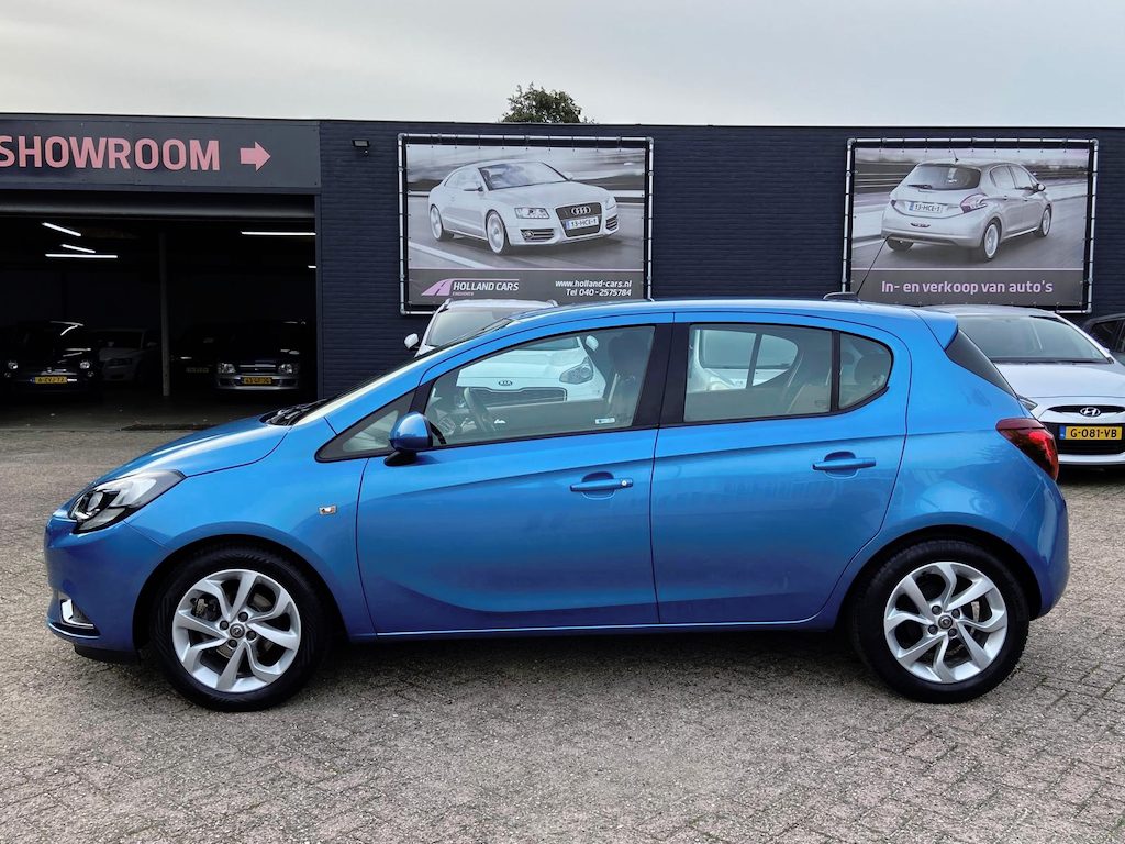 Opel Corsa 1.4 Color Edition 5-deurs - Airco - Cruise - Apple/carplay - 16 inch l.m velgen - V+a pdc
