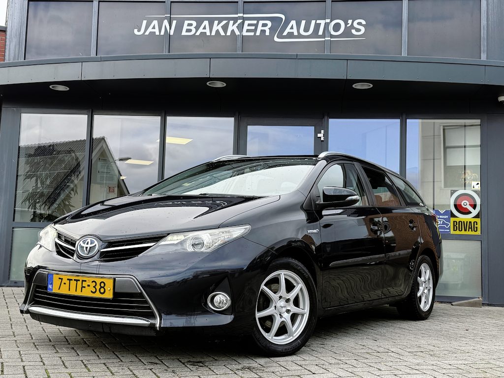 Toyota Auris Touring Sports 1.8 Hybrid Aspiration ✅ Camera ✅ Automaat ✅ Clima ✅ Trekhaak