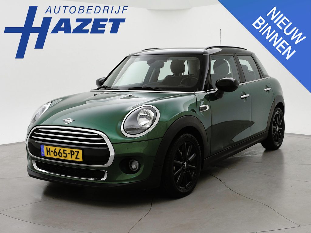 MINI Cooper 5-Deurs 1.5 136 PK 5-DEURS BRITISH RACING GREEN + CARBON BLACK LEDER SPORTINTERIEUR