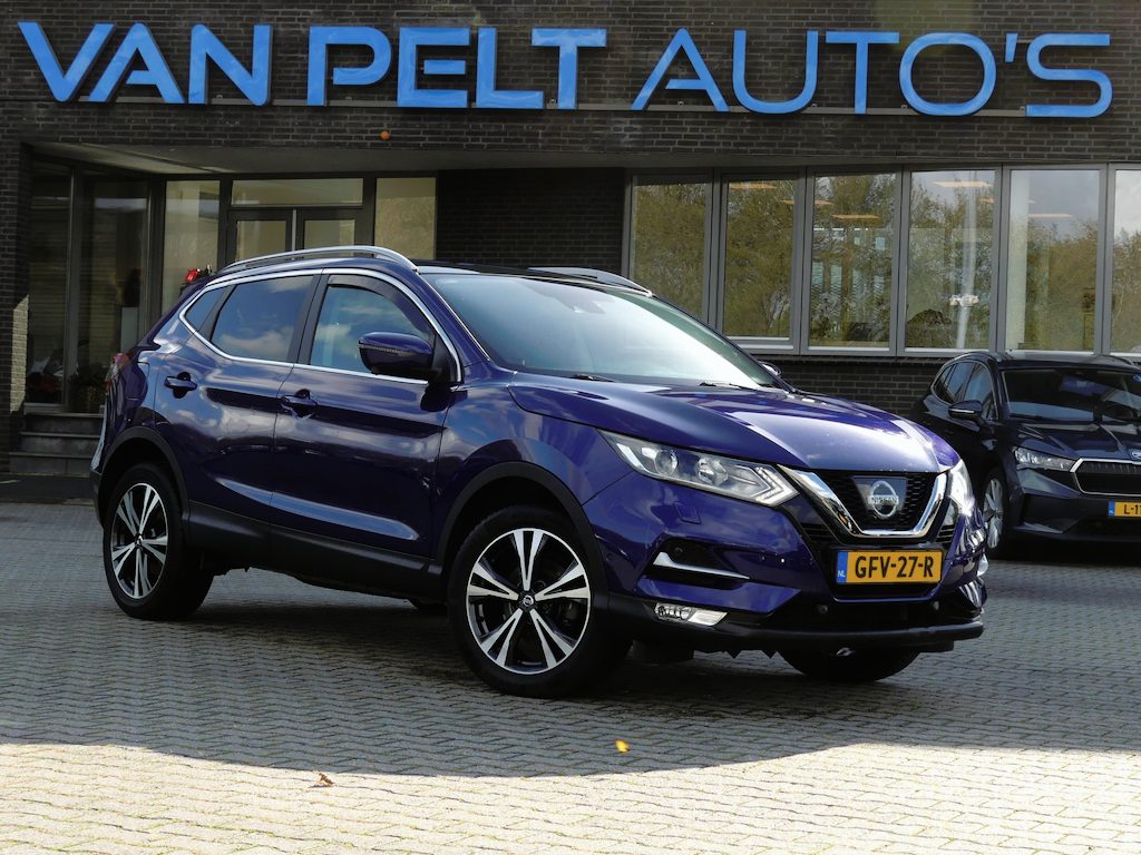 Nissan Qashqai 1.2 N-Connecta / Pano / Stoelverwarming