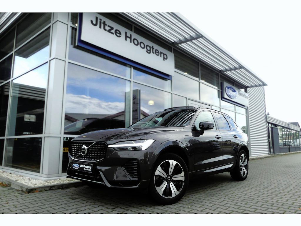 Volvo XC60 2.0 T8 Plug-in hybrid AWD Plus Dark PANO, MEMORY 2X, WINTER PACK, ADAPT. CRUISE, CLIMA, NAVI, CAMERA, PDC V&A, APPLE CARPLAY/ANDROID AUTO, BLIS, KEYLESS, ELEKT. ACHTERKLEP, ELEKT. STOELEN, VOORRUITVERWARMING, 27.810KM