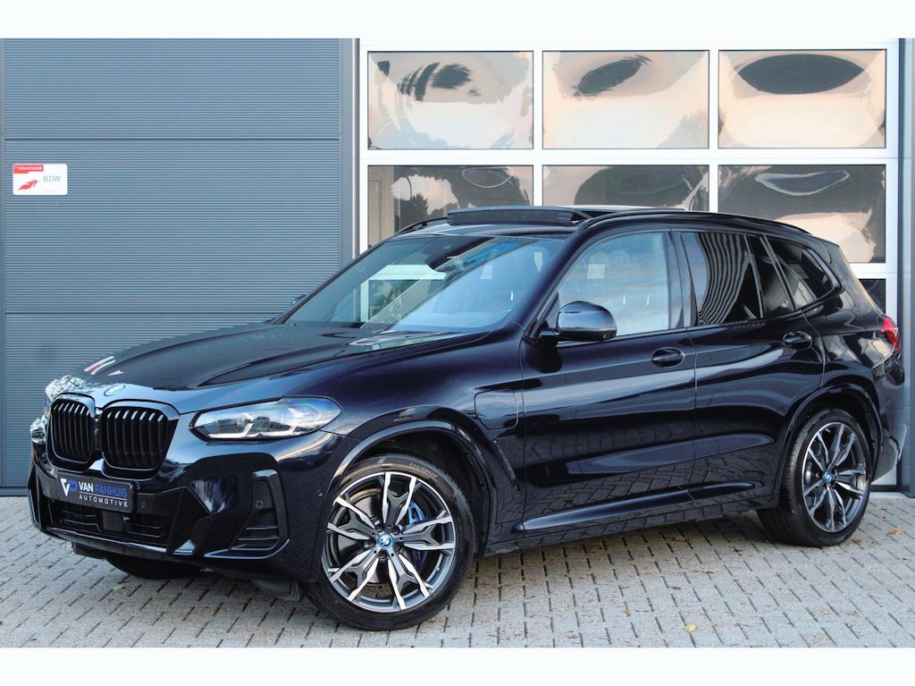 BMW X3 XDrive30e M-Sport Shadow | Pano | ACC | HUD | Memory | 360