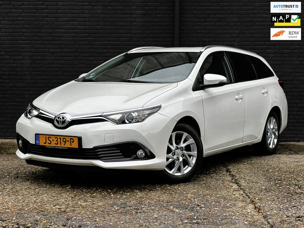Toyota Auris Touring Sports 1.2T Aspiration Limited TREKHAAK|CAMERA|NAVI|CRUISE|NWE APK