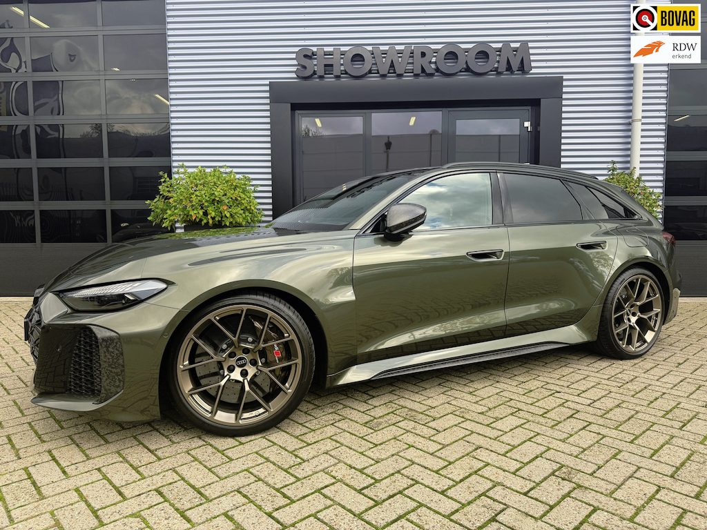 Audi RS5 A5 Avant e-hybrid quattro Auto Sport pakket|Forged Carbon|Keramisch|Pano|285km/u|Trekhaak