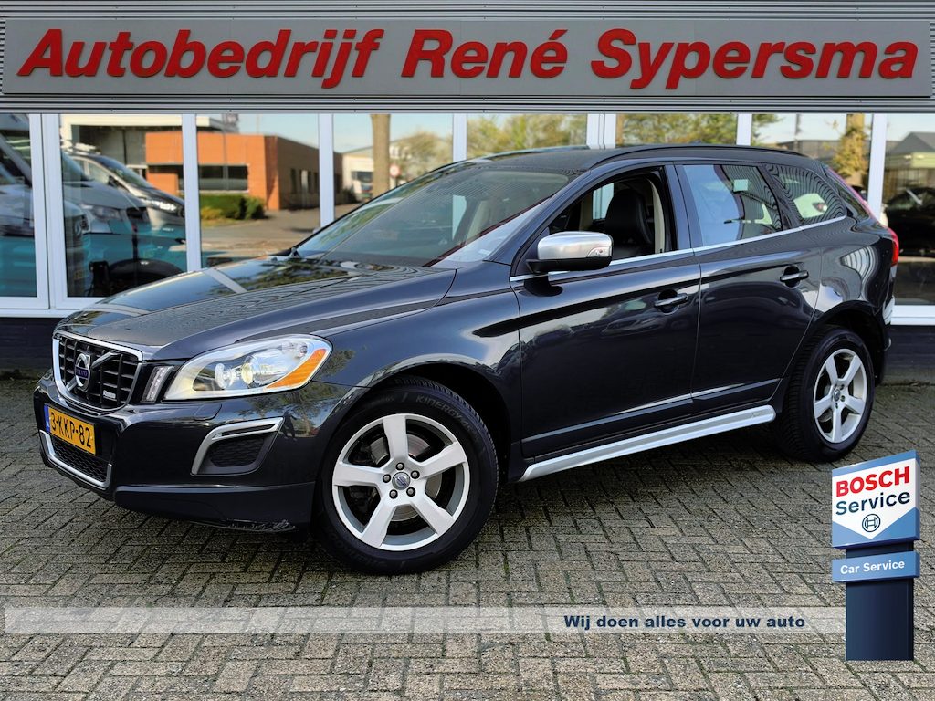 Volvo XC60 2.4 D5 AWD R-Design | Trekhaak | Stoelverwarming | Bluetooth | Parkeersensoren