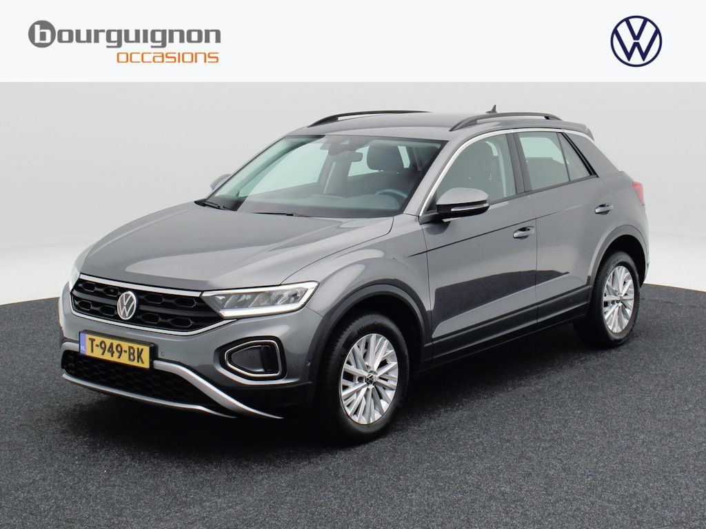 Volkswagen T-Roc 1.5 TSi 150 Pk Automaat Life Business | Stoelverwarming | Trekhaak | Adaptive Cruise | CarPlay | Climatronic | 16 Inch | 99.267 Km !!