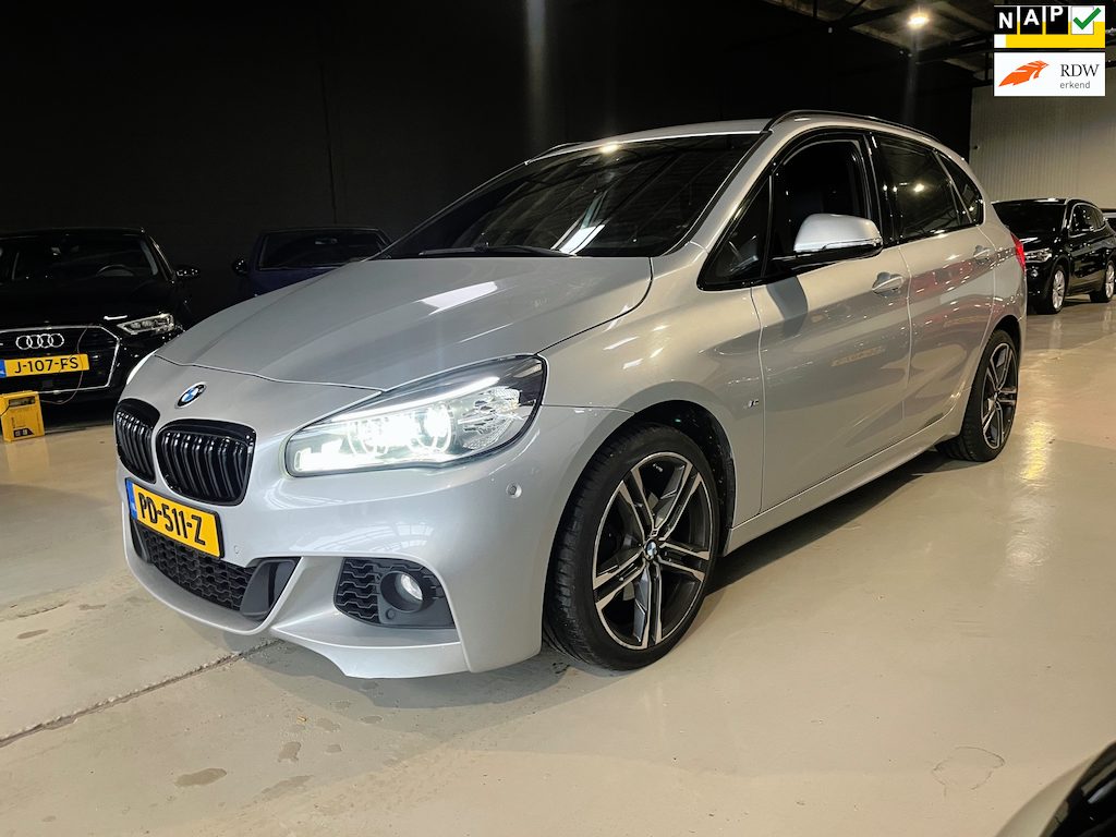 BMW 2-Serie Active Tourer 216d High Executive, M-Pakket, Leer
