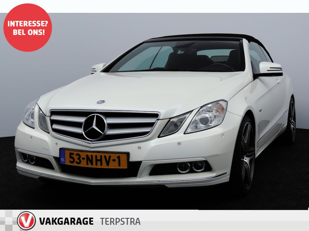 Mercedes-Benz E-klasse Cabrio 250 CGI Elegance/ 204PK!/ Automaat/ Cabrio!/ Nekverwarming!/ Parelmoer/ Xenon/ 19''LMV/ Zwarte Hemel/ LEDER/ Stoelverw./ Elek.Stoel/ Clima/ Navi/ Cruise/ Bluetooth/ PDC V+A.