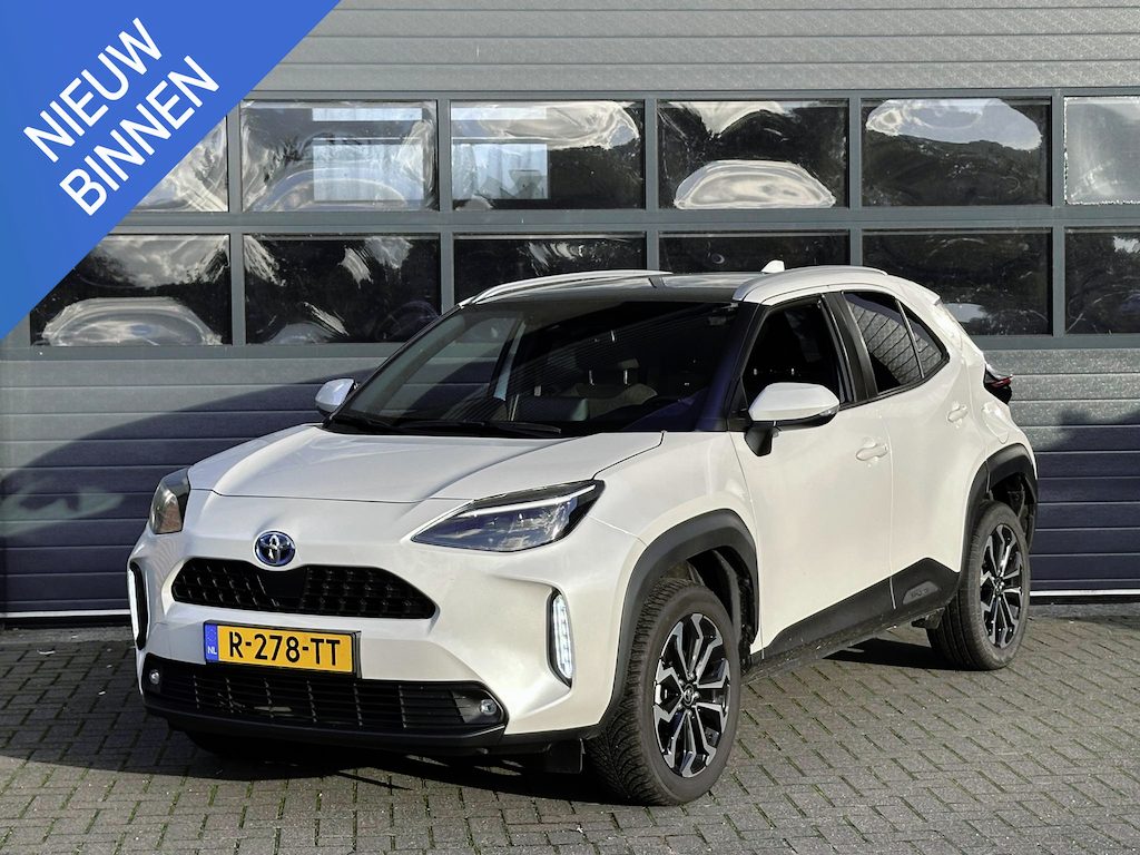 Toyota Yaris Cross 1.5 HYBRID EXECUTIVE I AUTOMAAT I PANORAMADAK I PARELMOER I DEALER ONDERHOUDEN I APPLE CARPLAY