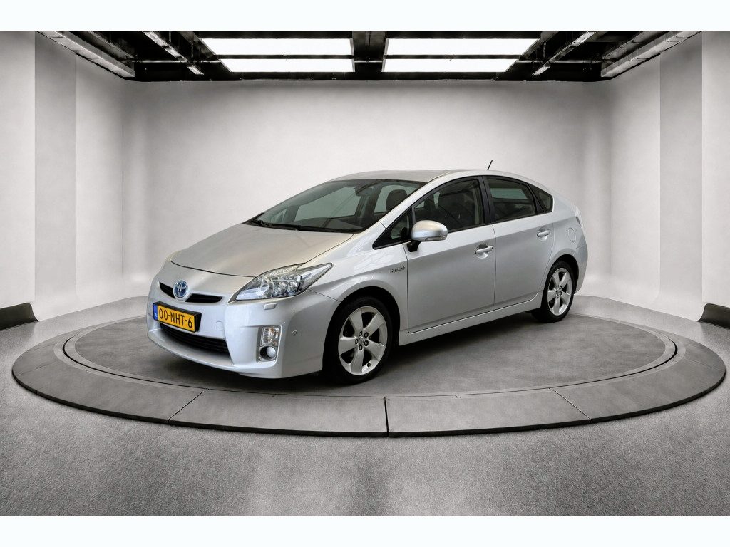 Toyota Prius 1.8 Dynamic | Navigatie |